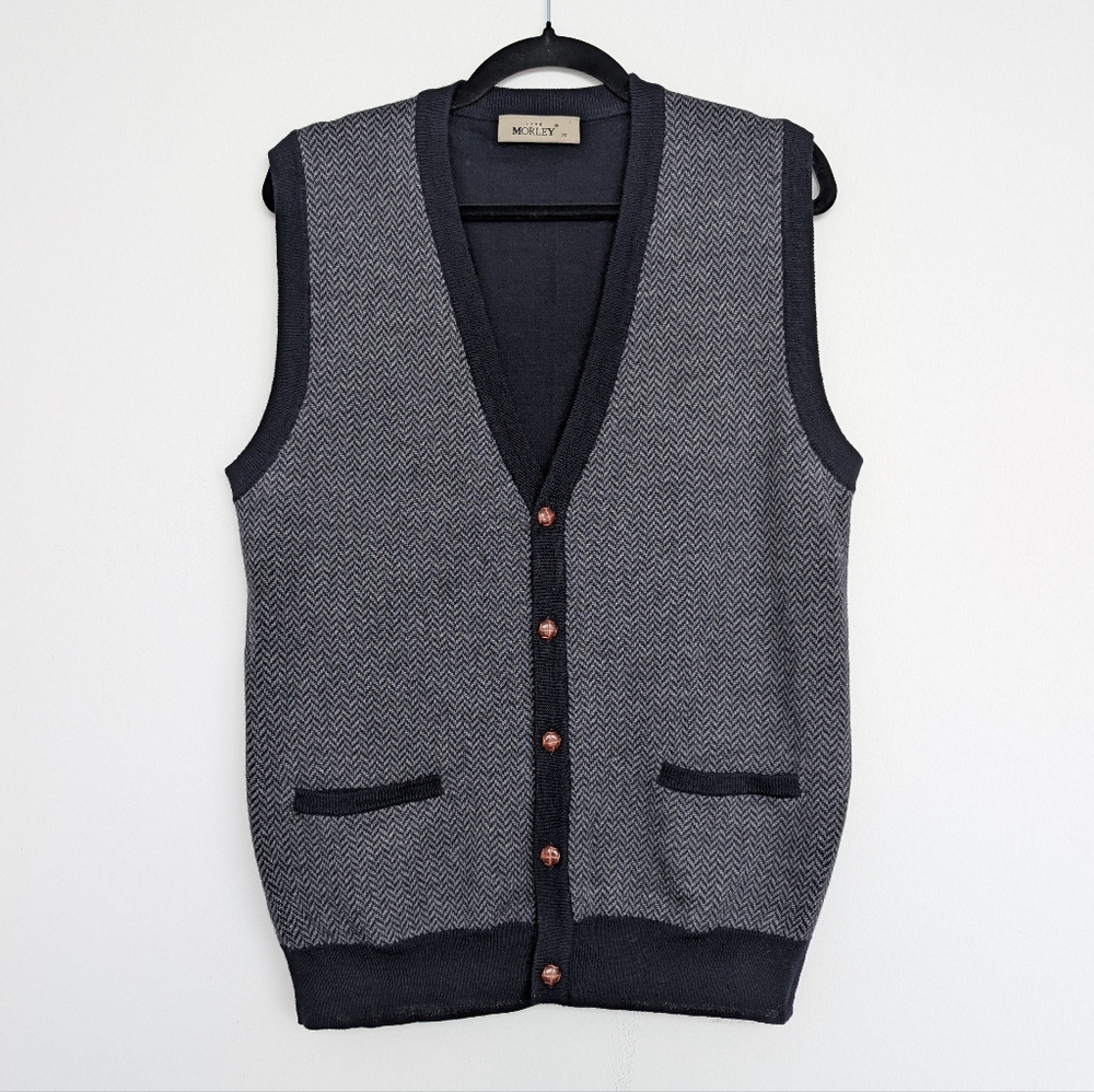 Morley 1738 Merino Wool Men's Gray and Black Herringbone Sweater Vest Sz 38